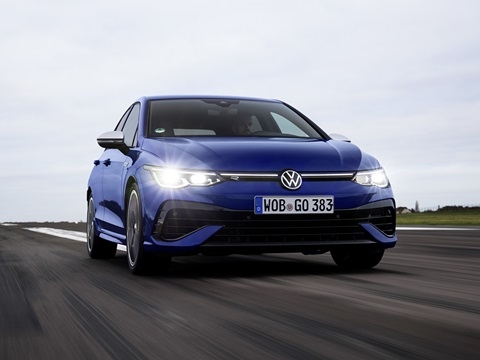 Volkswagen Golf 2025