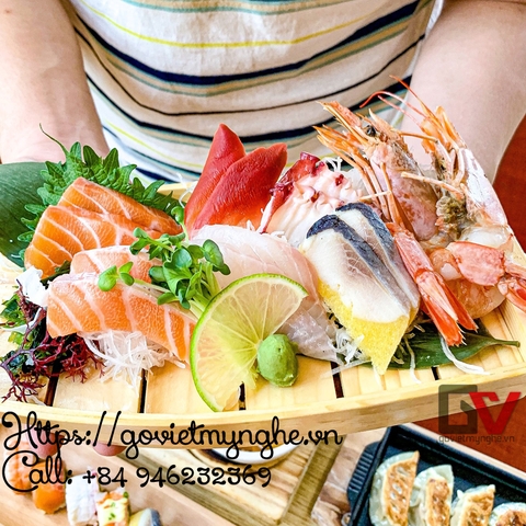 Khay sushi sashimi thuyền gỗ trang trí trưng bày món ăn Nhật Bản 35cm