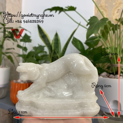 Tượng đá con Hổ trang trí phong thủy bàn làm việc - Màu trắng đá non nước - Cao 8cm