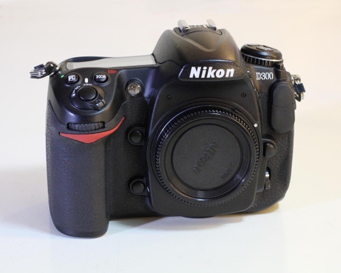 Nikon D300 body