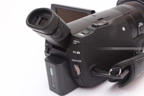 Sony Handycam FDR-AX100 4K Ultra HD Camcorder
