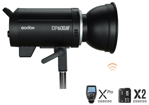 Đèn Flash Godox DP600 III