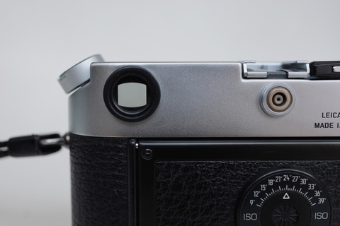 Leica M6 body Classic Chrome