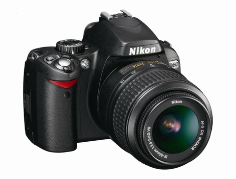 Nikon D60 len kit 18-55mm VR