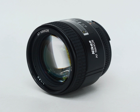 Ống kính Nikon AF 85mm f/1.8D