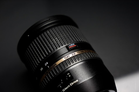 Ống kính Tamron SP 24-70mm f/2.8 Di VC USD for Canon
