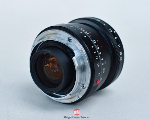 Voigtlander 28mm F2 Ultron for Leica M