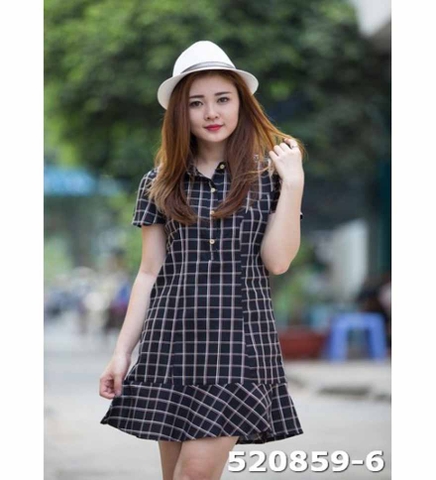 Vẻ đẹp trẻ trung hợp xu hướng với váy đầm công sở caro đẹp