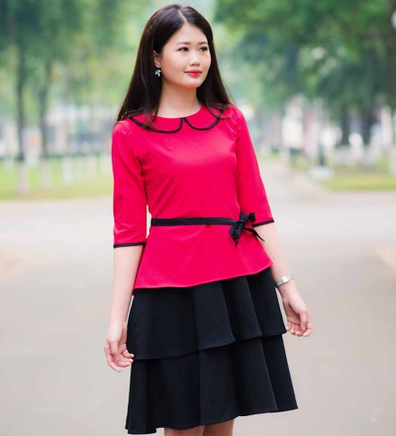 Sức hấp dẫn từ mẫu đầm công sở phối màu chất cotton