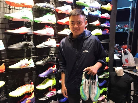 Beck Short - địa chỉ mua giày đá bóng sân cỏ nhân tạo nike giá rẻ, chất lượng