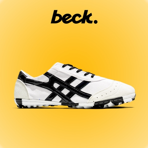 Giày Bóng Đá Bata Warrior Ráp Đế Rằn Ri TF - Trắng Đen