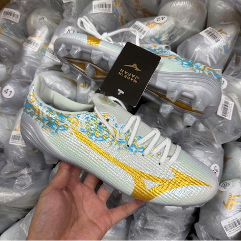 Giày Bóng Đá Mizuno Alpha 3 Elite João Felix Trắng Xám Vàng Cổ Lửng FG