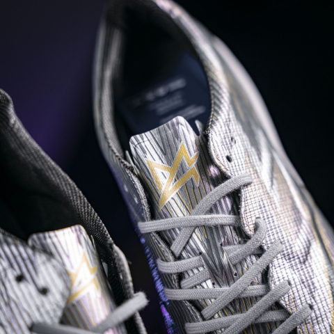 GIÀY BÓNG ĐÁ MIZUNO ALPHA 2 ELITE TF - P1GD256204 - BẠC/VÀNG