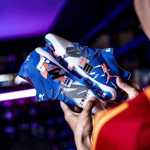 Giày Bóng Đá Puma Future 8 Ultimate Trắng Xanh Biển Cổ Cao HQ FG