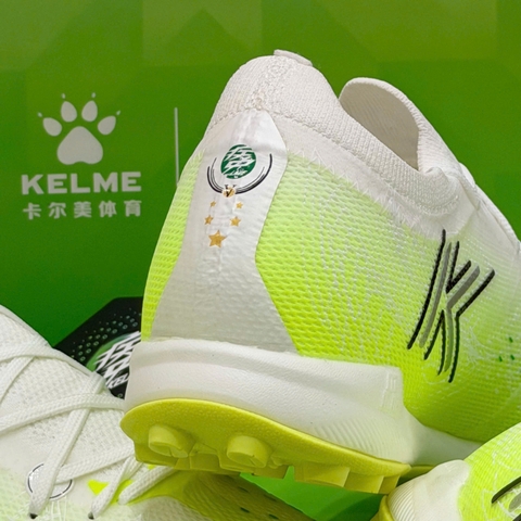 Giày Bóng Đá Kelme 5.0 TF - 9521ZX1324 - Trắng/Xanh Lá