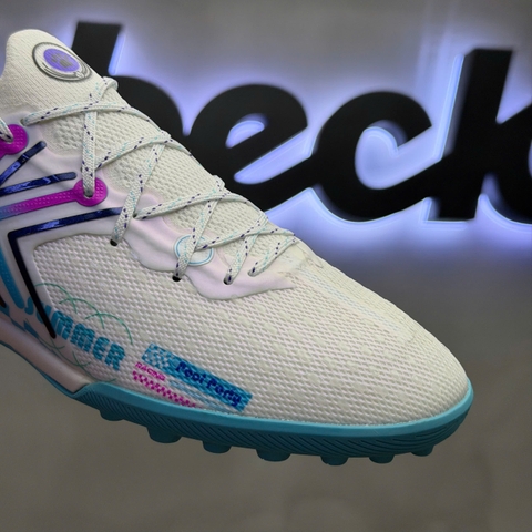 Giày Bóng Đá Kelme 5.0 TF - 9521ZX1324 - Trắng/Xanh Biển