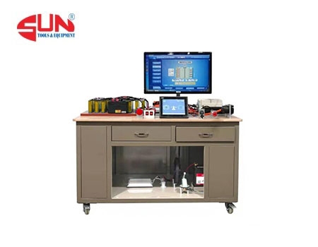 Mô hình bàn thực hành lắp đặt, kiểm tra vận hành pin Xe ôtô điện và phần mềm giảng dạy ATP-55002