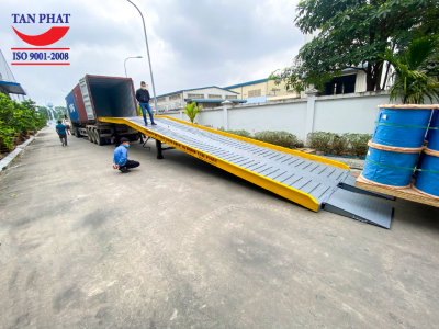 Dịch vụ bảo dưỡng, sửa chữa cầu dẫn xe nâng lên container