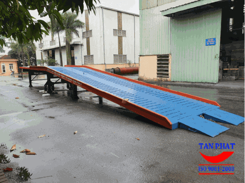 Một số loại cầu dẫn lên container phổ biến