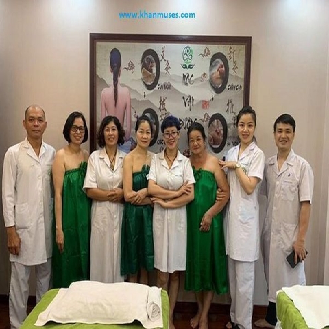 Váy quây spa xanh dương