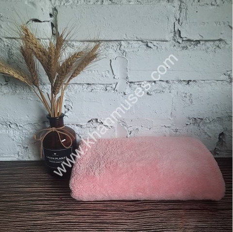 Khăn tắm siêu mềm màu hồng kích thước 50x100cm