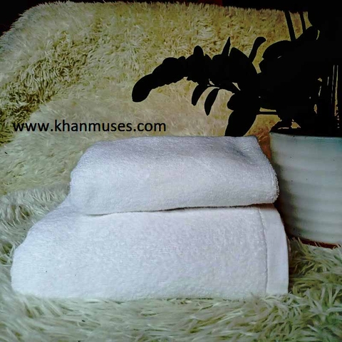 Khăn Tắm màu trắng