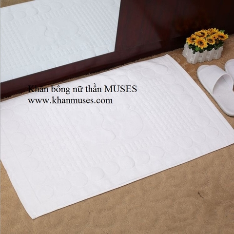 Thẩm chân khách sạn