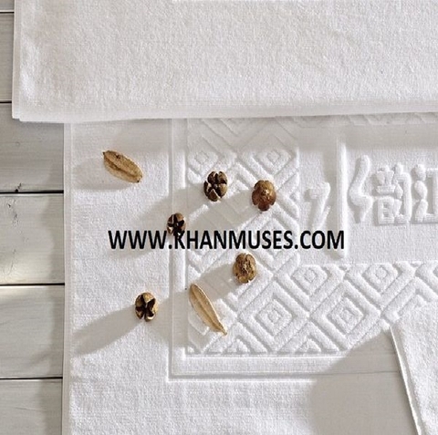 Thảm chân khách sạn