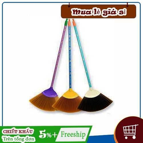 Cây chổi quét nước nhựa