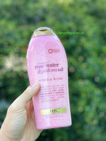 Sữa Tắm Tẩy Tế Bào Chết OGX Sensitive + Rose Water & Pink Sea Salt Scrub & Wash (577ml) - MADE IN USA.