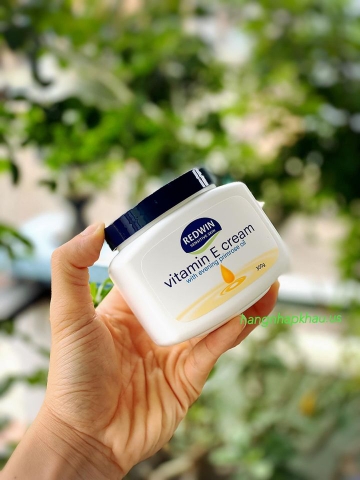 Kem dưỡng và mềm mịn da Redwin Vitamin E Cream 300g - MADE IN AUSTRALIA.