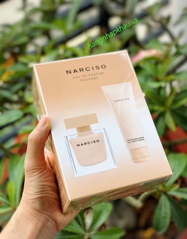 Gift Set Narciso Rodriguez Poudree - MADE IN FRANCE.