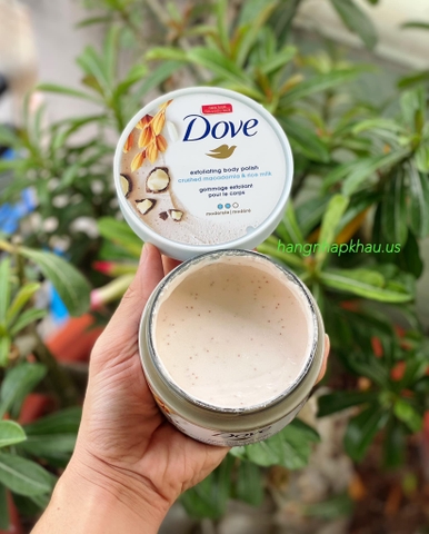 Tẩy tế bào chết body Dove Crushed Macadamia & Rice Milk (298g) - MADE IN SLOVAKIA.