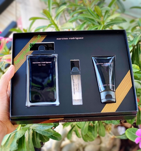 Giftset Narciso Rodriguez For Her EDT (3pcs) - MADE IN FRANCE.