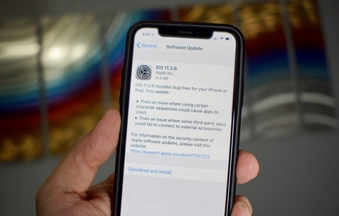 Apple đã khóa sign và chặn đường về iOS 11.2.5