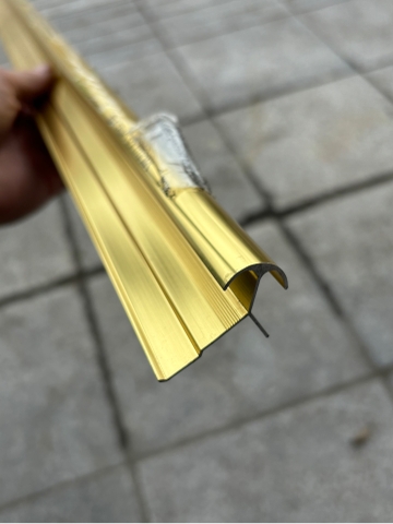 NẸP NHÔM 2 CÁNH TRÒN