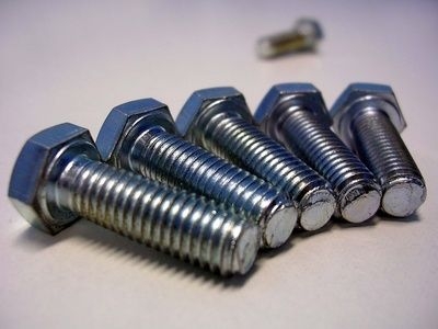 ứng dụng giới hạn chảy trong sản xuất bu lông
