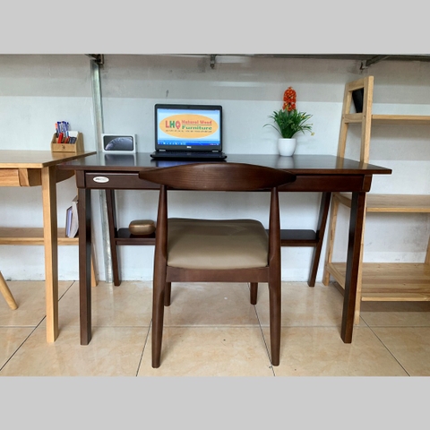 ban-lam-viec-1m2-chan-vuong