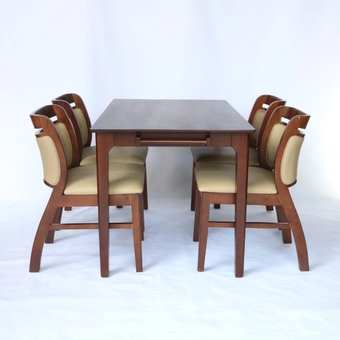Bộ bàn ăn 4 ghế Ashley, Gỗ cao su, Hoàn thiện kỹ, Thiết kế đẹp