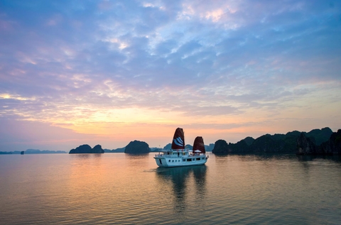 Du Thuyền Legend Classic cruises 3 ngày 2 đêm