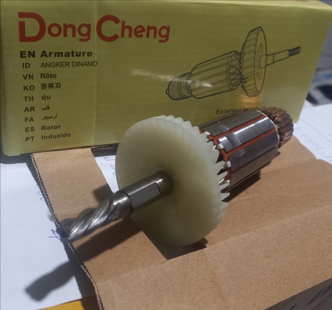 Rô xoa tường dongcheng DSF02-180