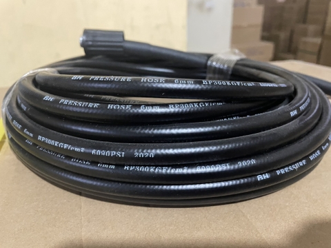 Vòi rửa xe áp lực đen BH15m (bh)