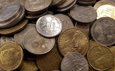 Đổi tiền xu nước ngoài ở đâu?
