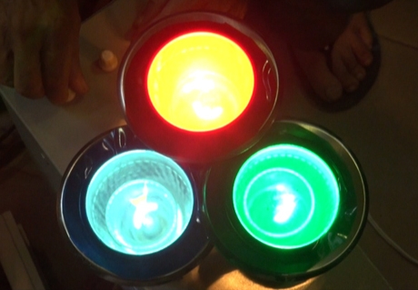 Điều khiển cây trồng bằng đèn led