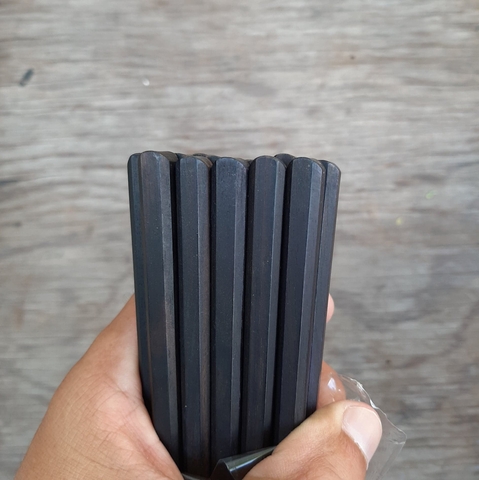 Đũa gỗ mun 880k/10 đôi