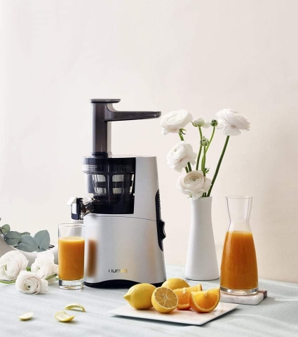 Máy ép chậm Hurom HAA - SBE - Màu trắng bạc