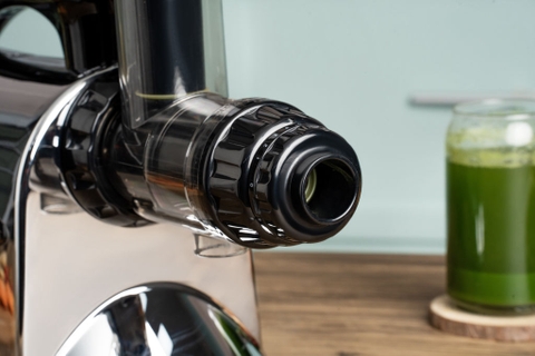 Máy Ép Chậm Trục Ngang Omega NC902