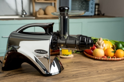 Máy Ép Chậm Trục Ngang Omega NC902