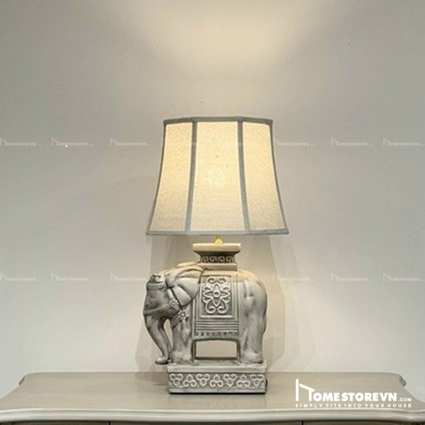 Đèn bàn 07