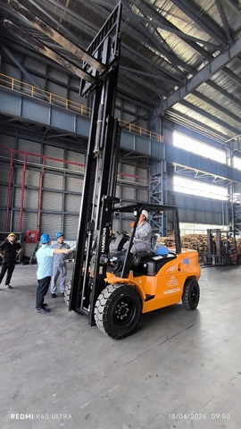 Xe nâng 5 tấn HangCha R series chạy dầu diesel nhập khẩu mới